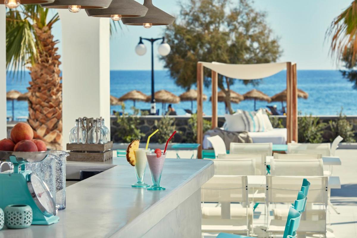 Aqua Blue Beach Hotel