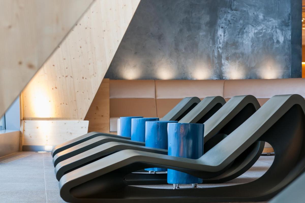 Aqua Dome 4 Sterne Superior Hotel & Tirol Therme Längenfeld