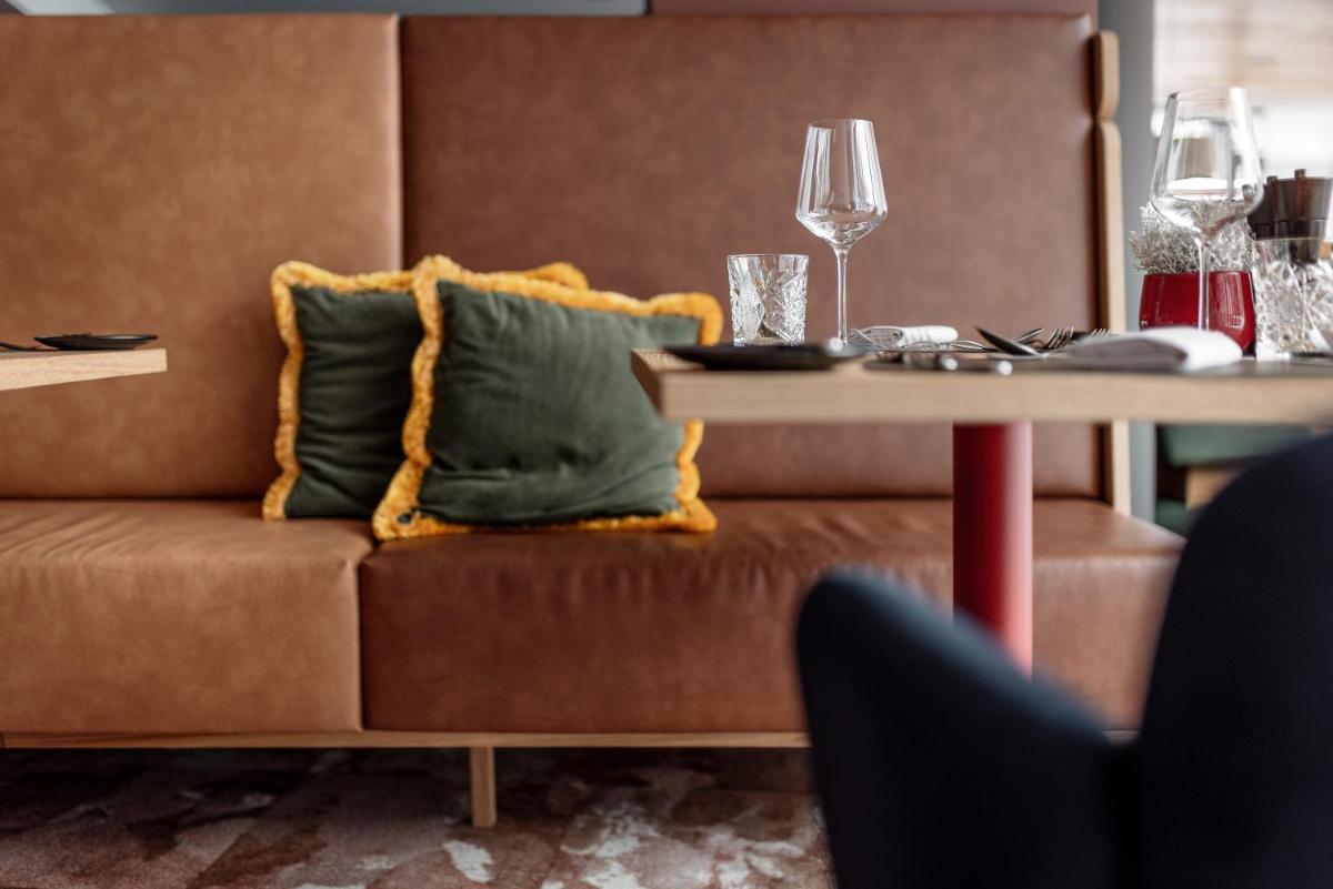 Aqua Dome 4 Sterne Superior Hotel & Tirol Therme Längenfeld