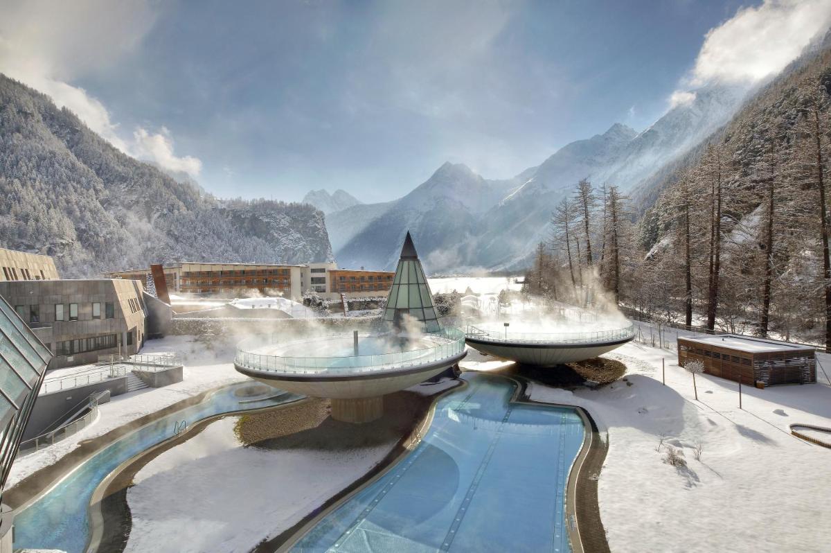 Aqua Dome 4 Sterne Superior Hotel & Tirol Therme Längenfeld