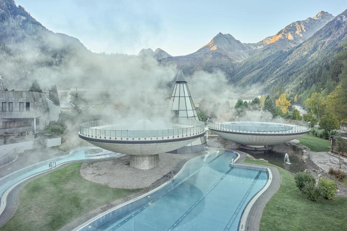 Aqua Dome 4 Sterne Superior Hotel & Tirol Therme Längenfeld