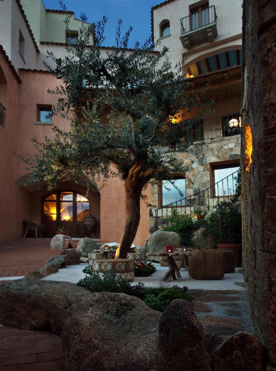 Hotel Arathena