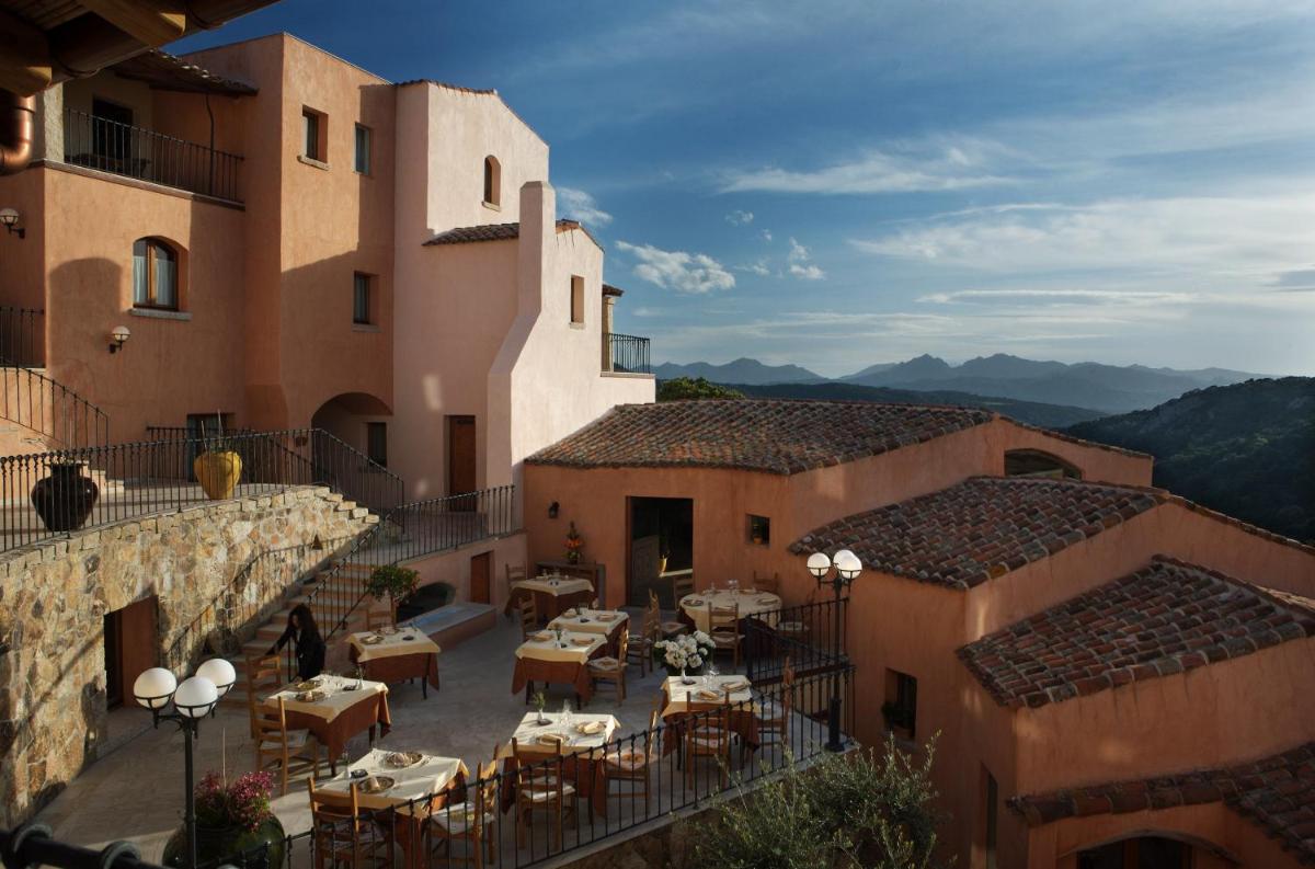 Hotel Arathena