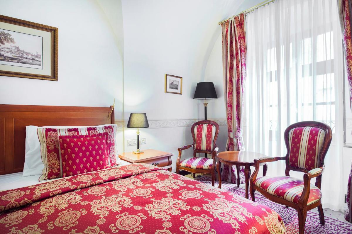 Arcadia Boutique Hotel