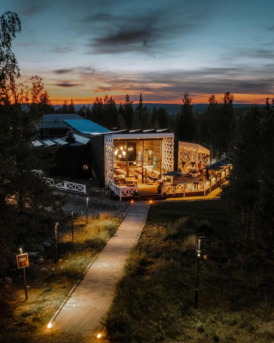 Arctic TreeHouse Hotel