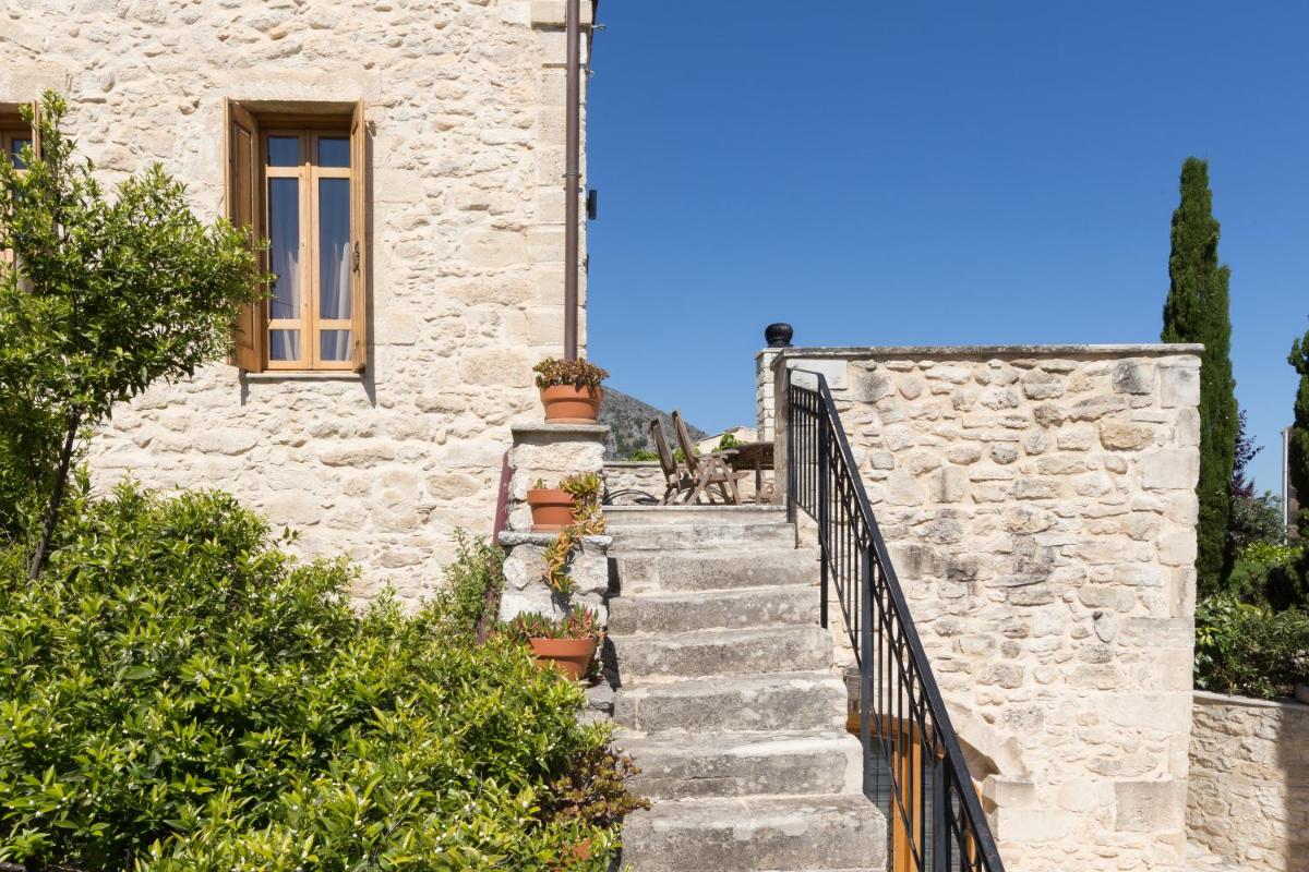 Arcus Suites