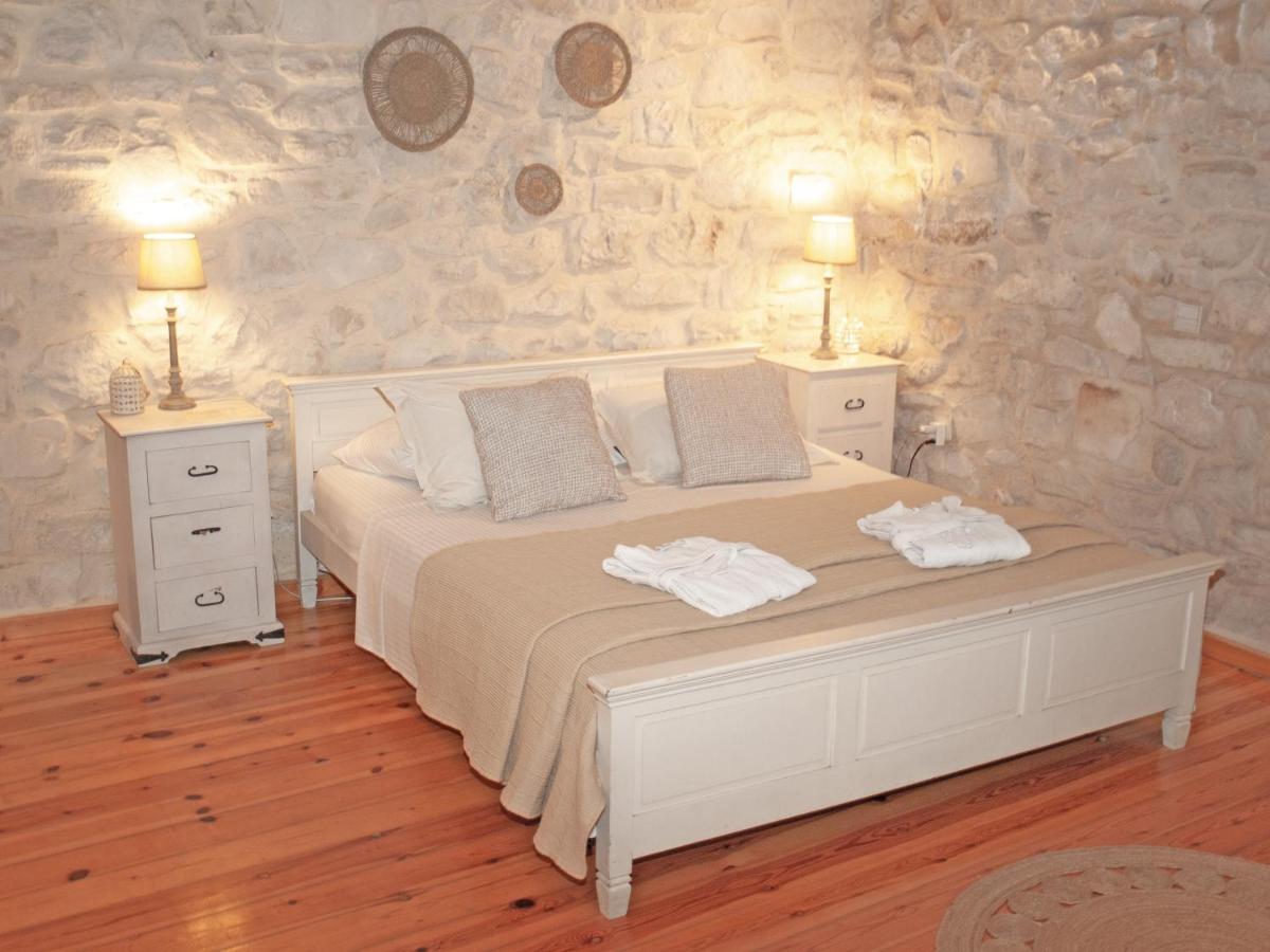 Arcus Suites