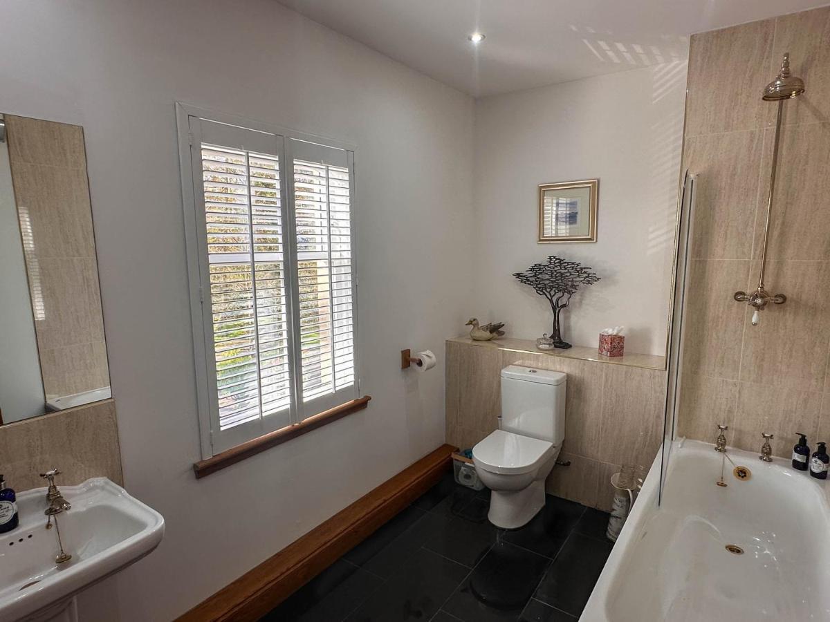 Arden Country House