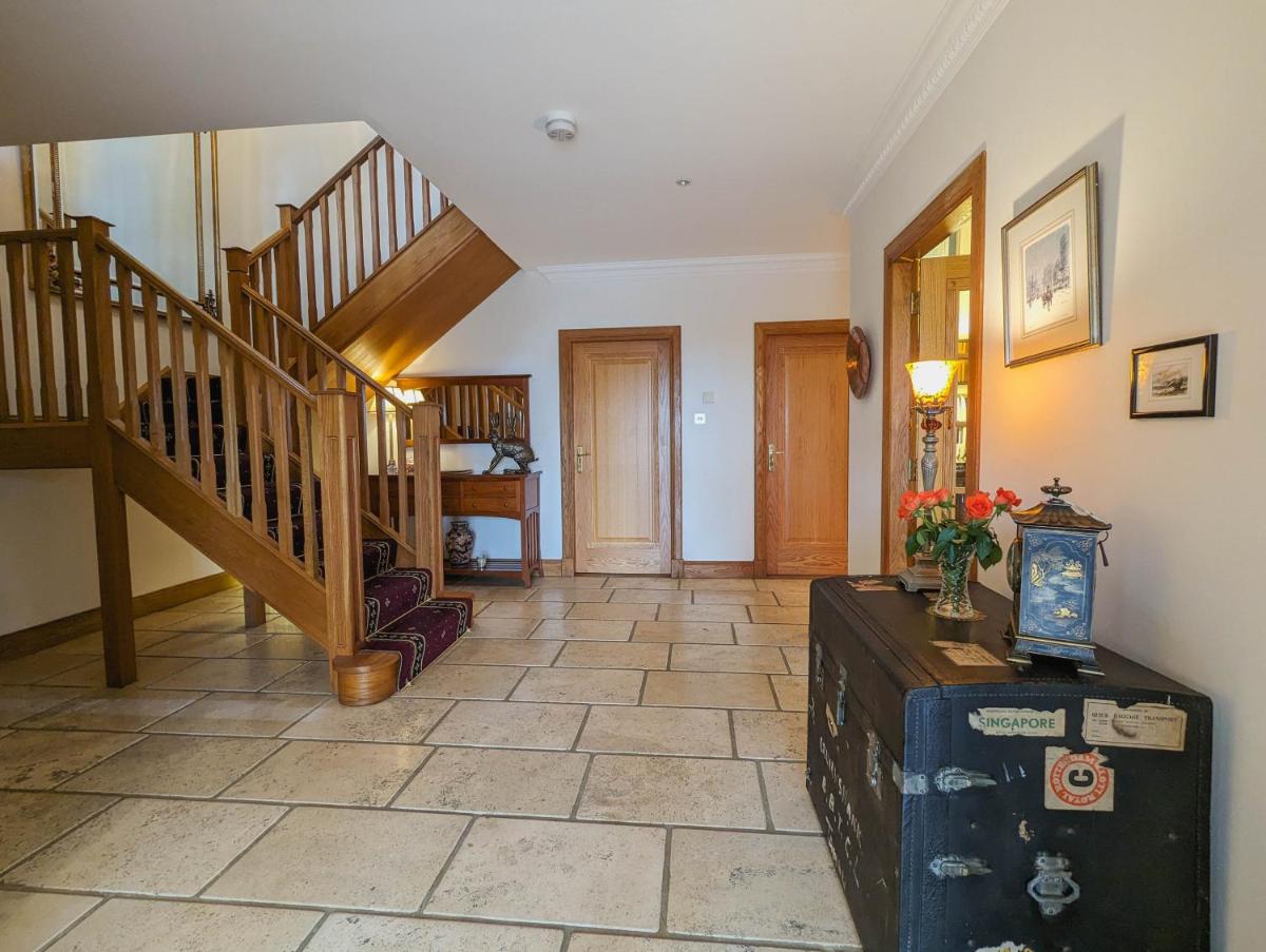 Arden Country House