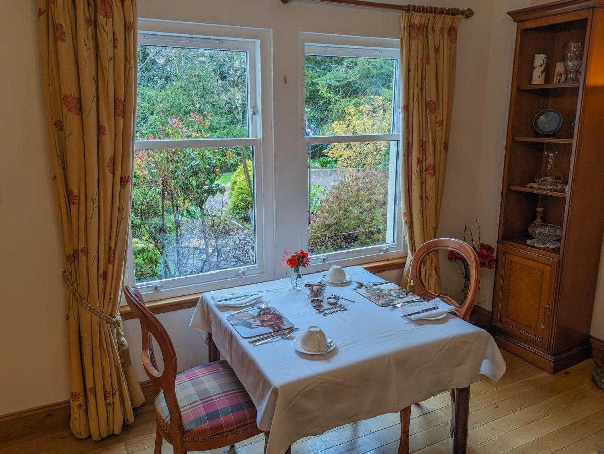 Arden Country House