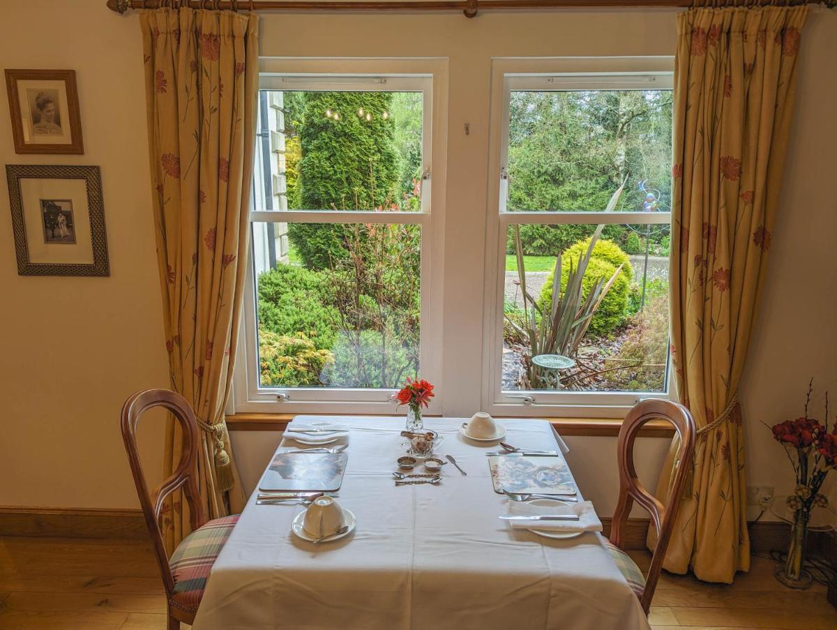 Arden Country House