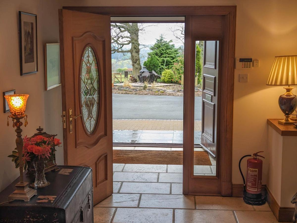 Arden Country House