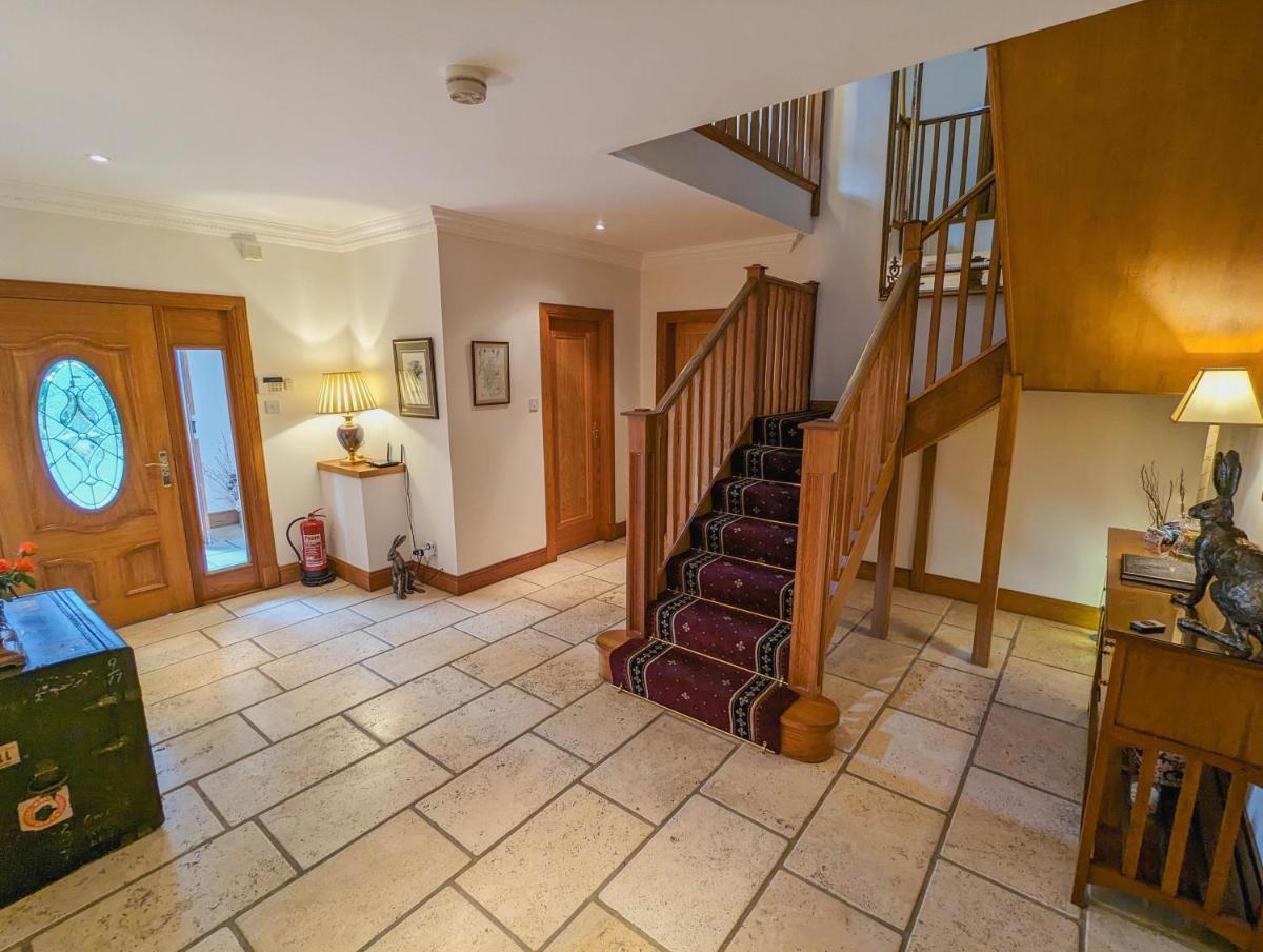 Arden Country House