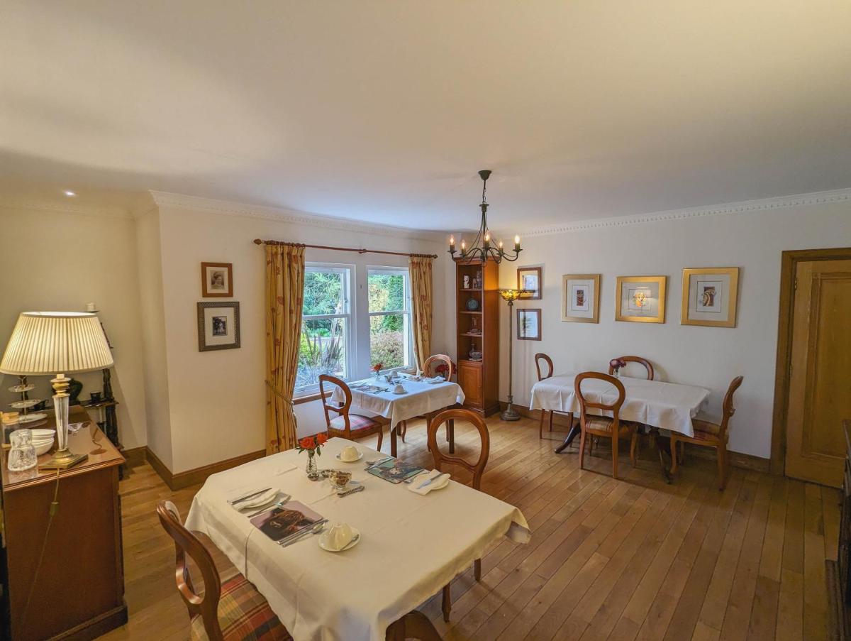 Arden Country House
