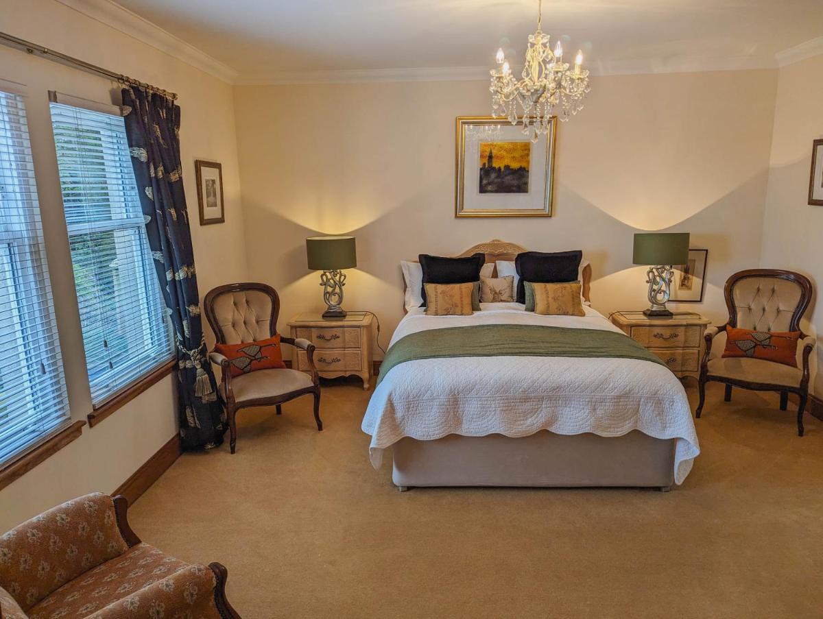 Arden Country House