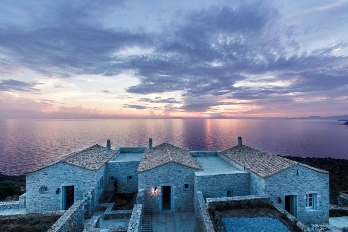 Ariá Estate Suites & Spa