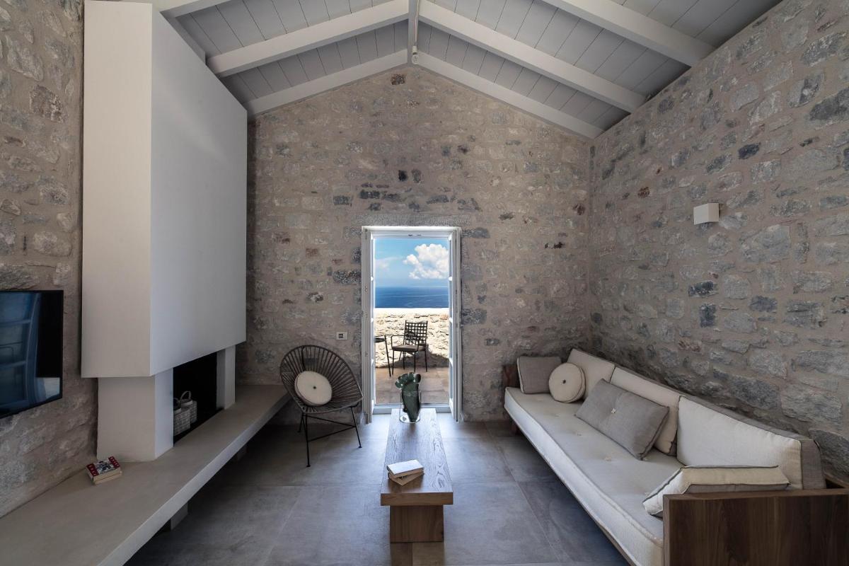 Ariá Estate Suites & Spa