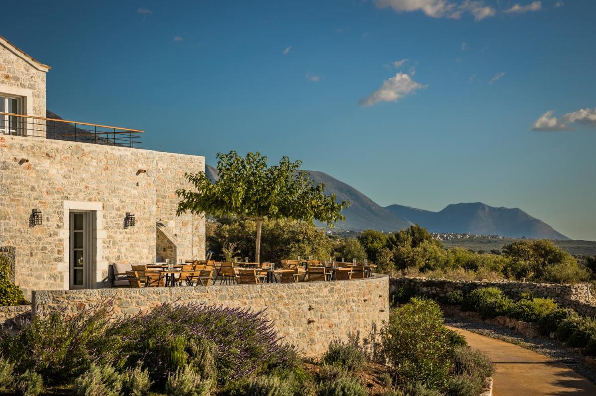 Ariá Estate Suites & Spa