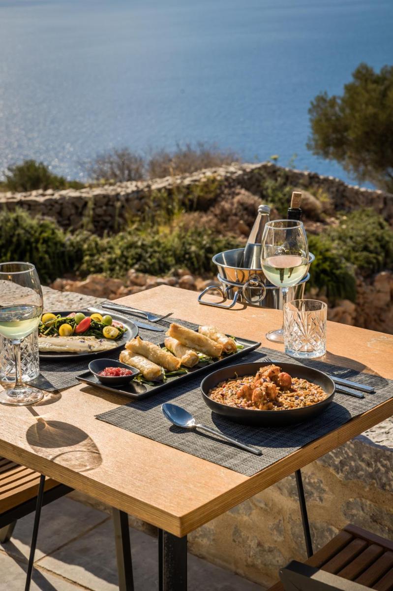 Ariá Estate Suites & Spa