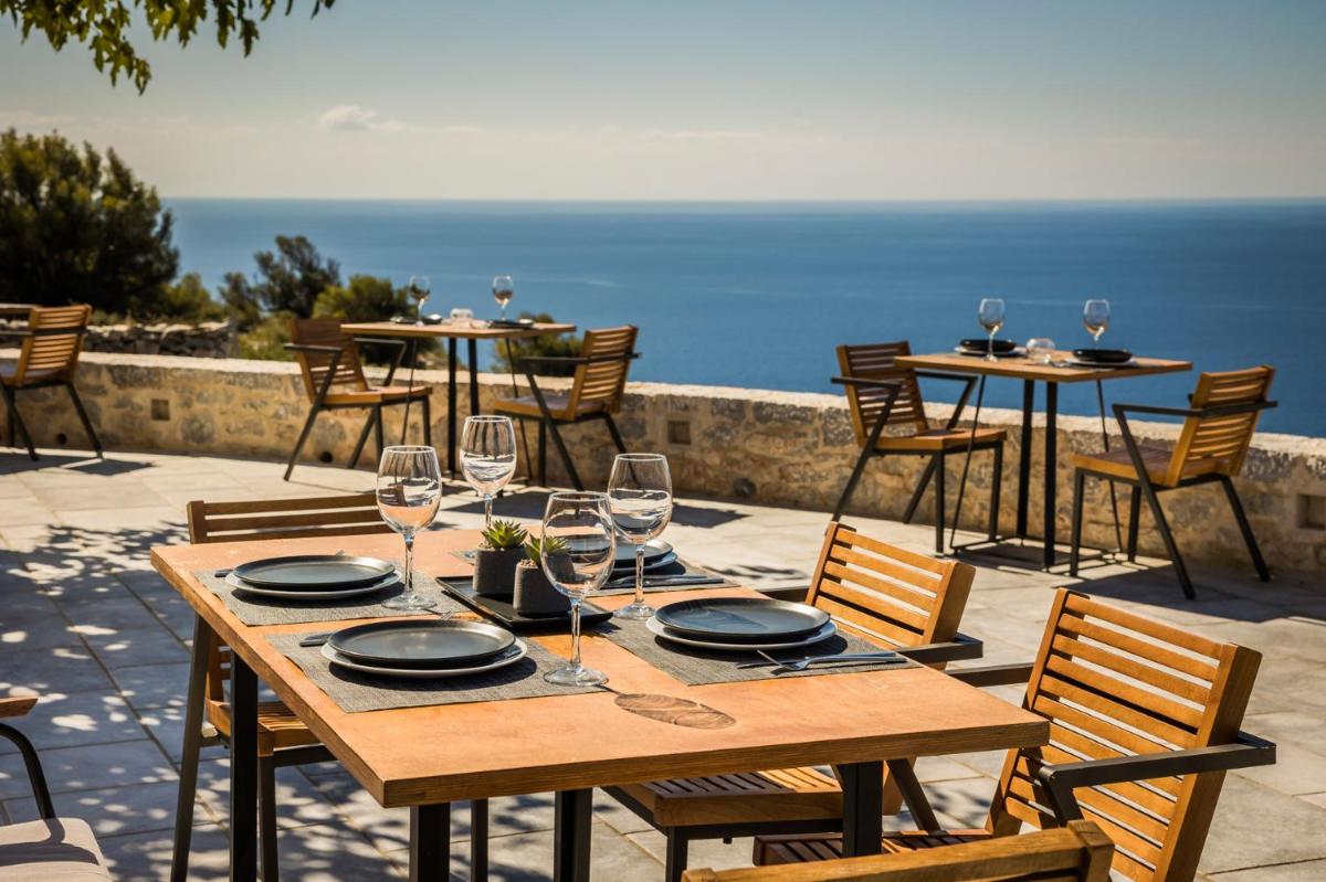 Ariá Estate Suites & Spa