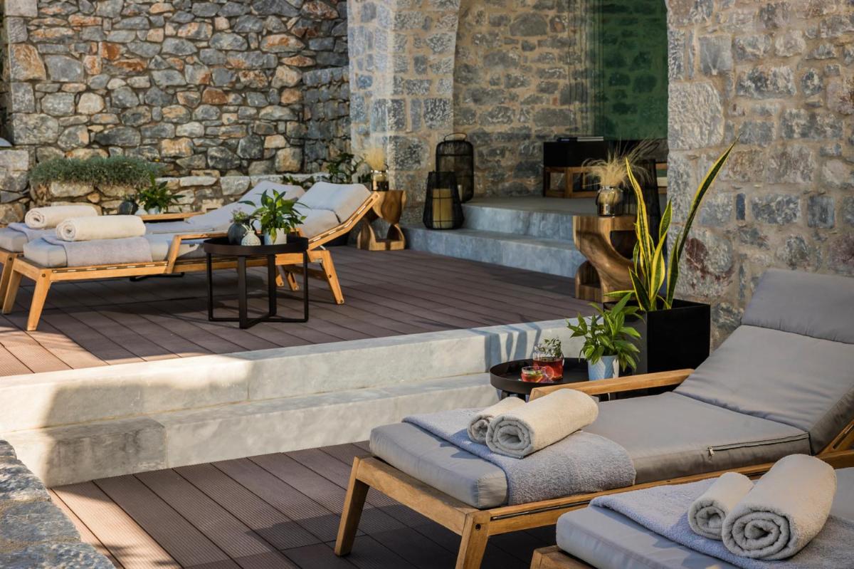 Ariá Estate Suites & Spa