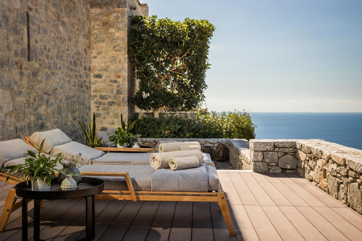 Ariá Estate Suites & Spa