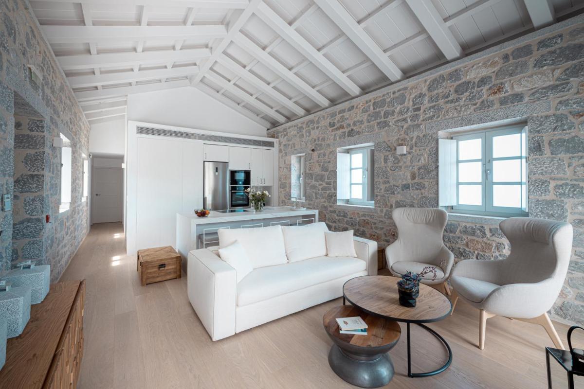 Ariá Estate Suites & Spa