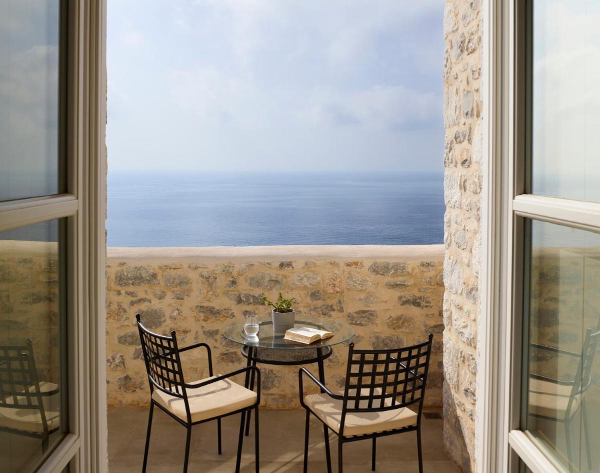 Ariá Estate Suites & Spa