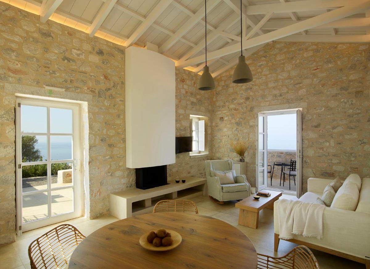 Ariá Estate Suites & Spa