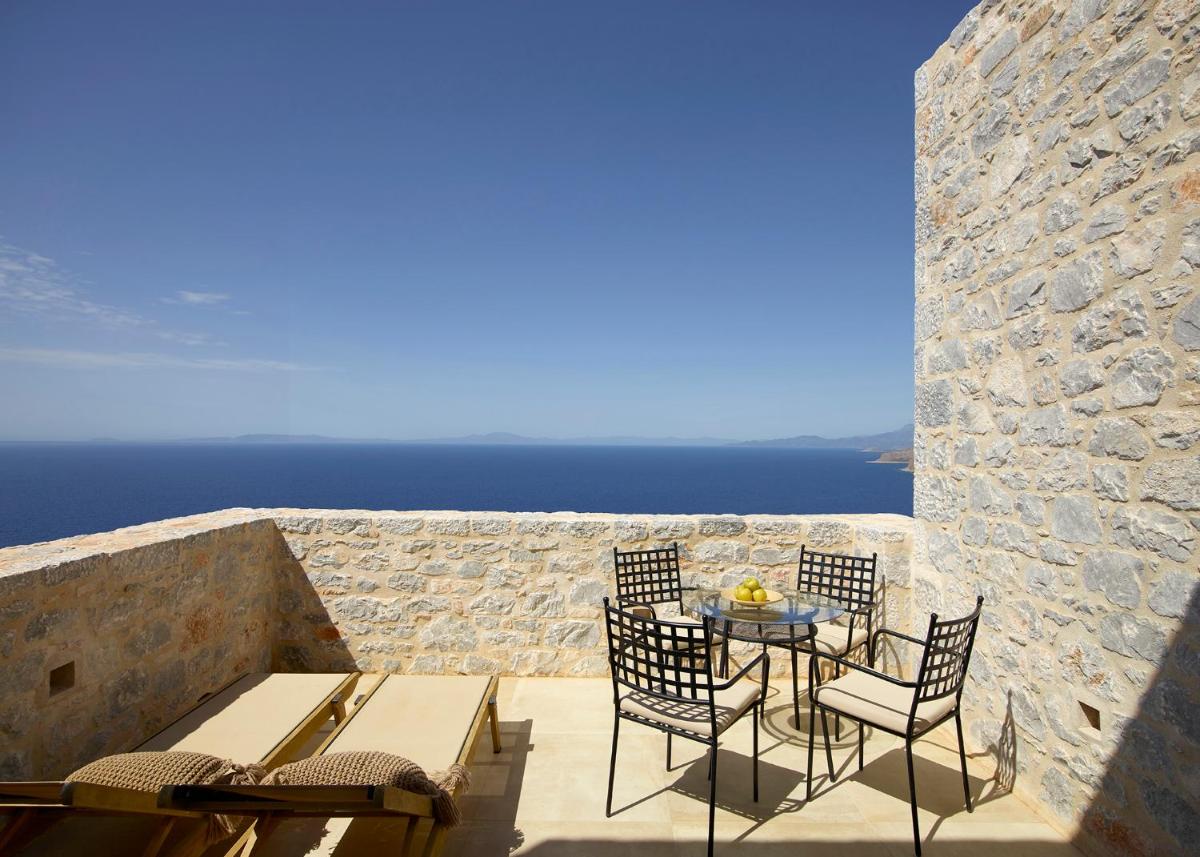 Ariá Estate Suites & Spa