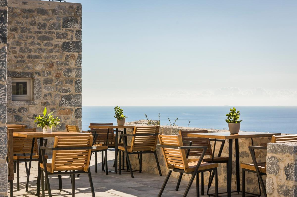 Ariá Estate Suites & Spa