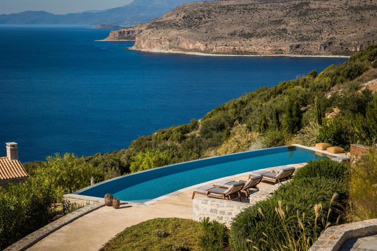 Ariá Estate Suites & Spa