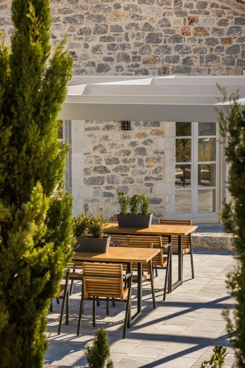 Ariá Estate Suites & Spa