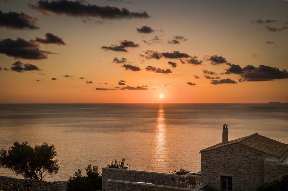 Ariá Estate Suites & Spa