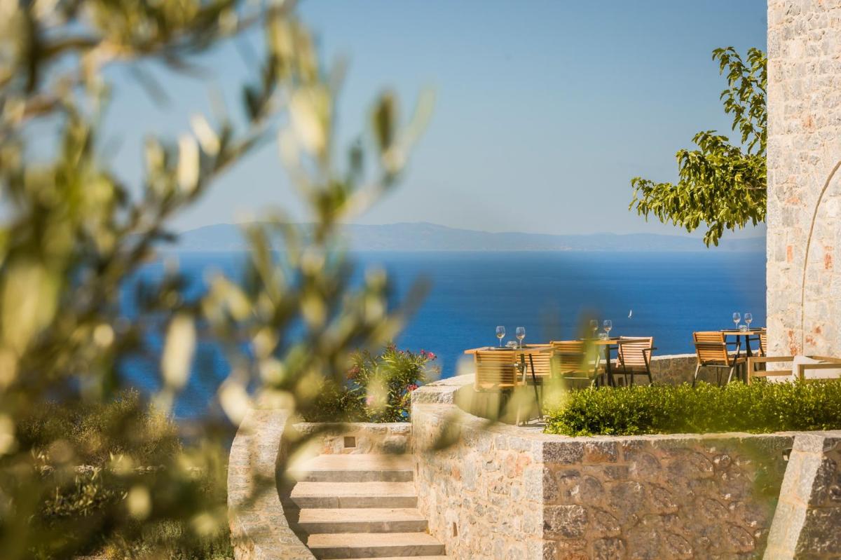 Ariá Estate Suites & Spa