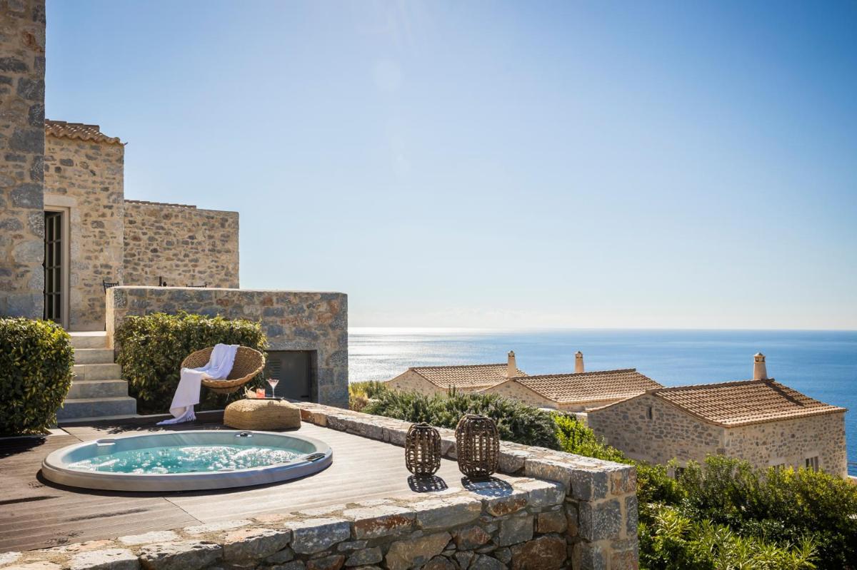 Ariá Estate Suites & Spa