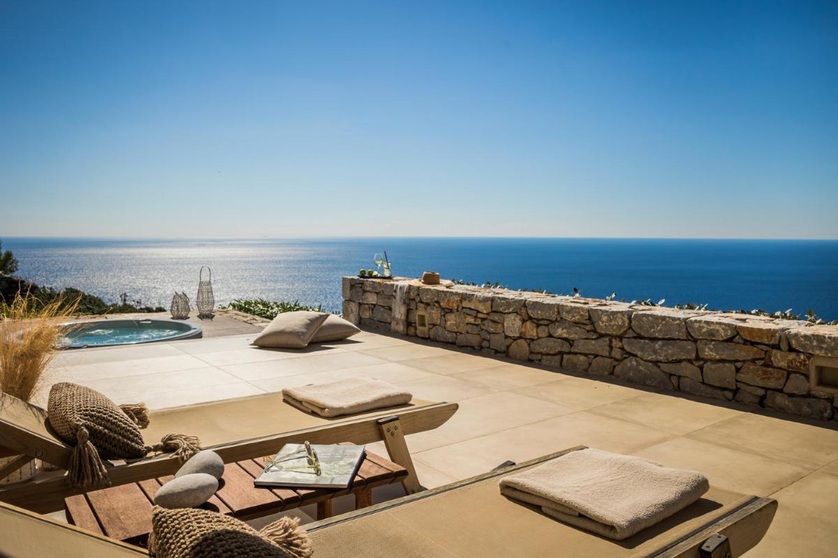 Ariá Estate Suites & Spa