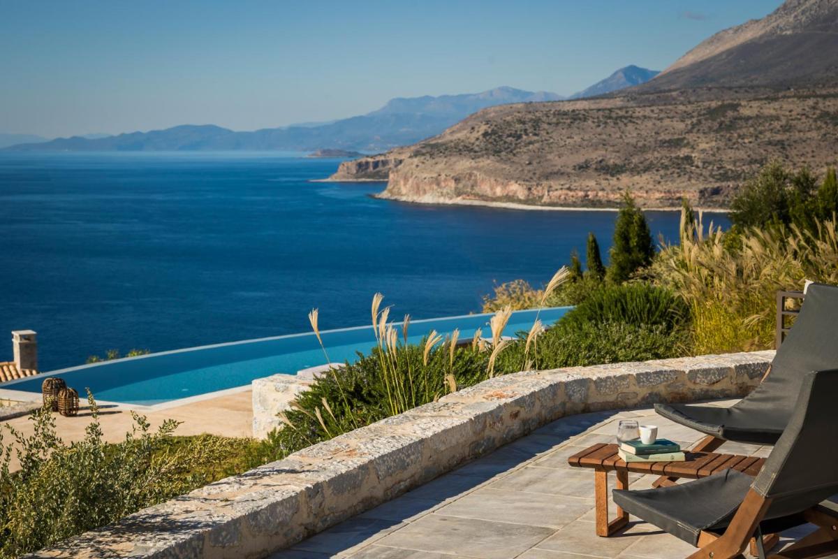 Ariá Estate Suites & Spa