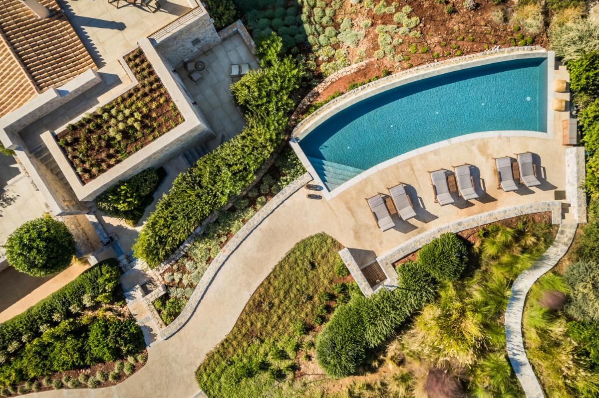 Ariá Estate Suites & Spa