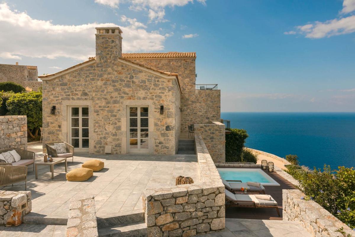 Ariá Estate Suites & Spa