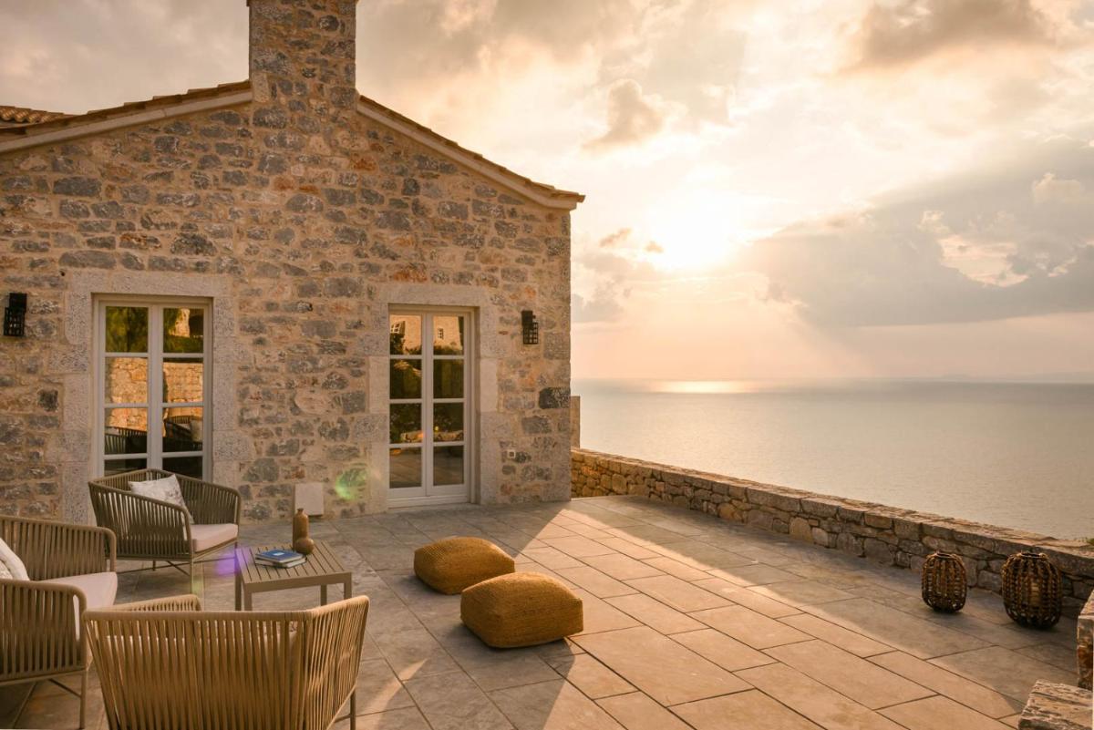 Ariá Estate Suites & Spa