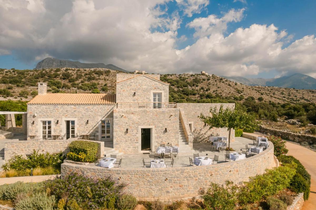 Ariá Estate Suites & Spa