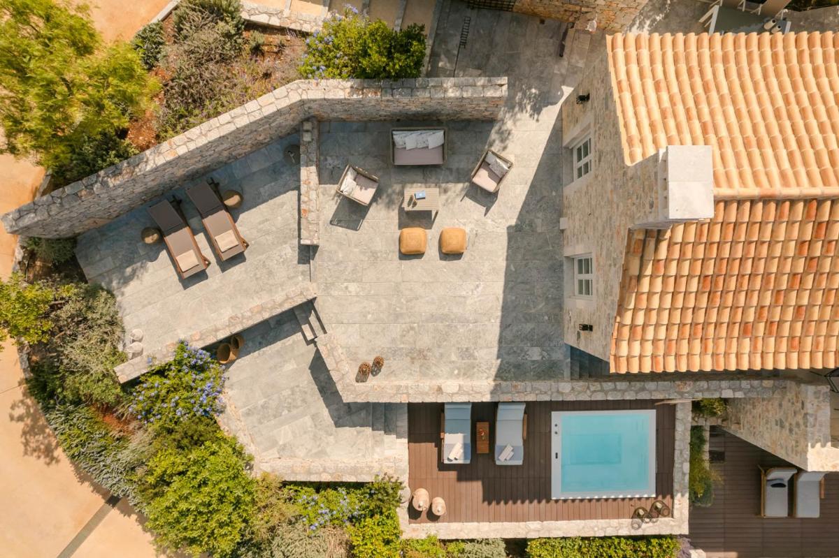 Ariá Estate Suites & Spa