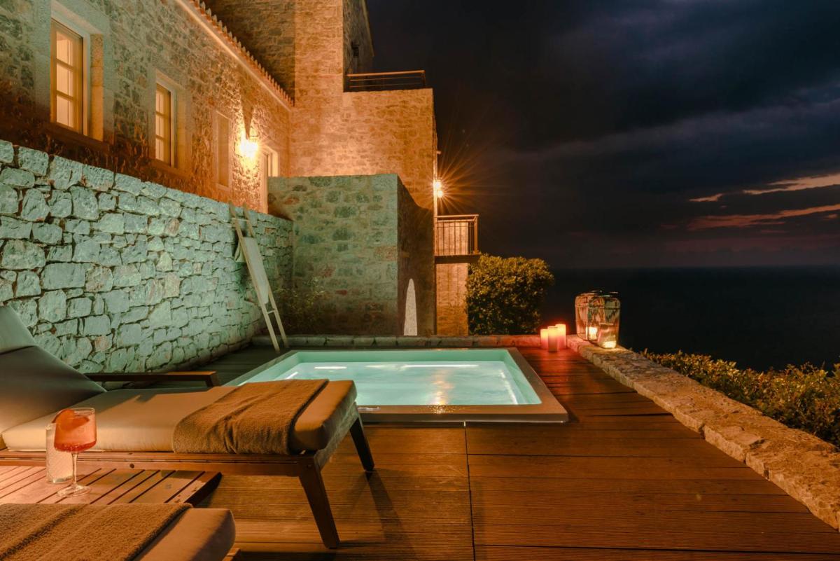 Ariá Estate Suites & Spa