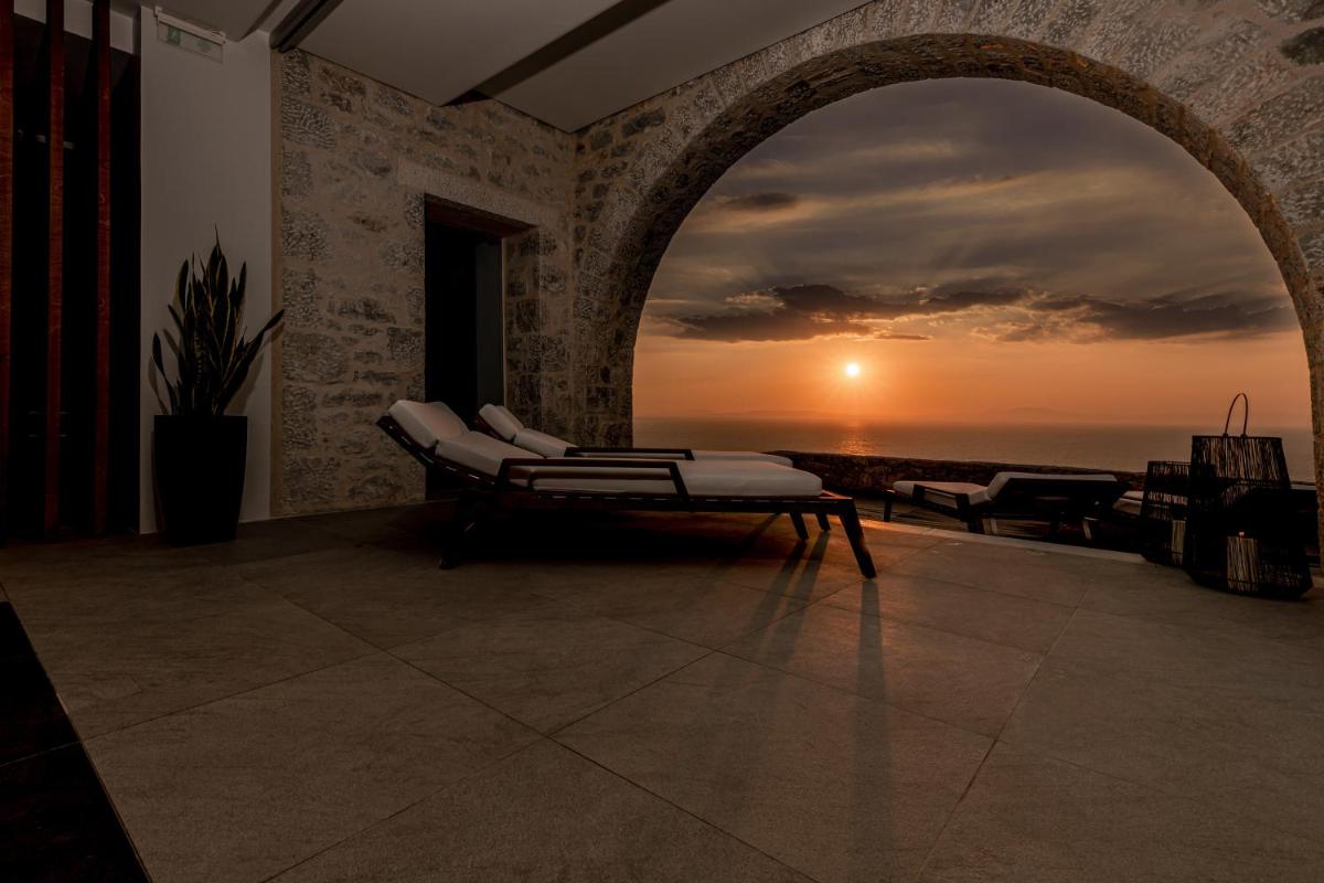Ariá Estate Suites & Spa