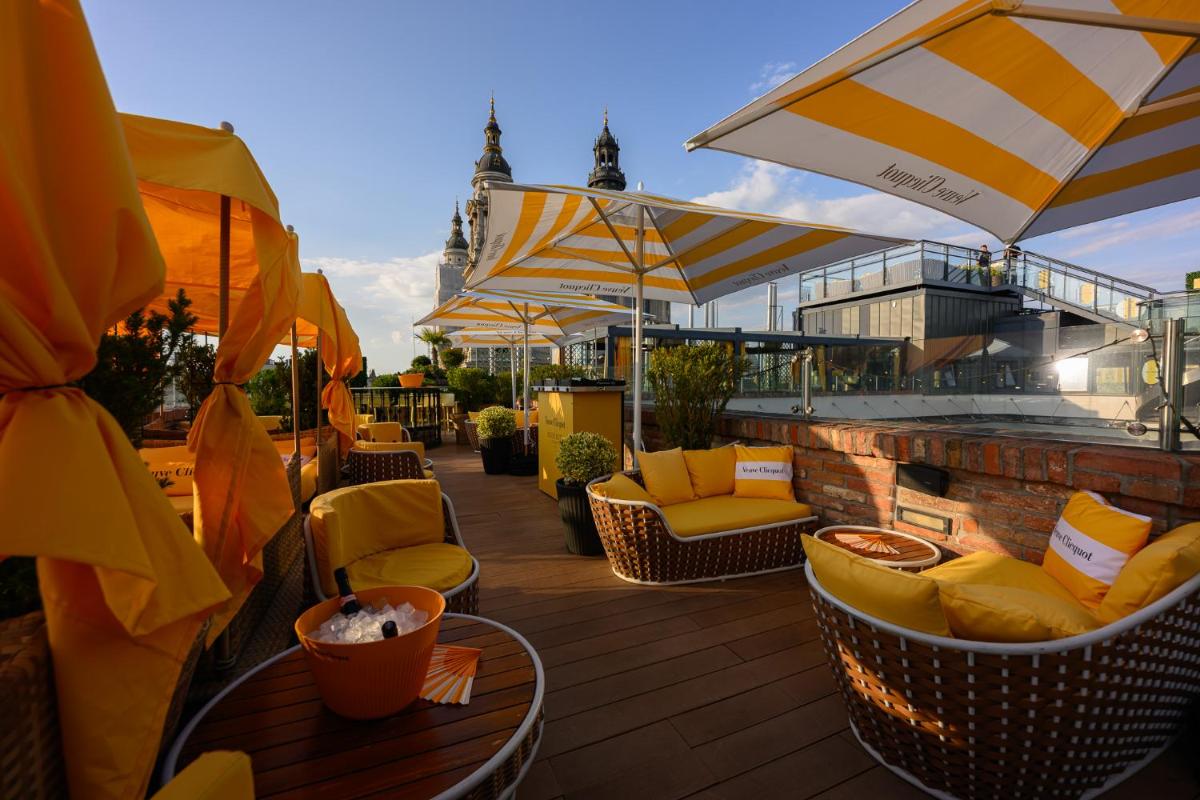 Aria Hotel Budapest by Library Hotel Collection