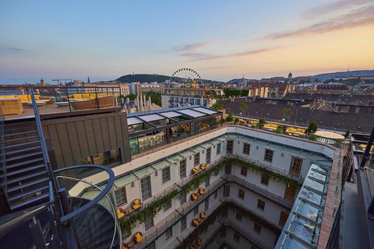 Aria Hotel Budapest by Library Hotel Collection