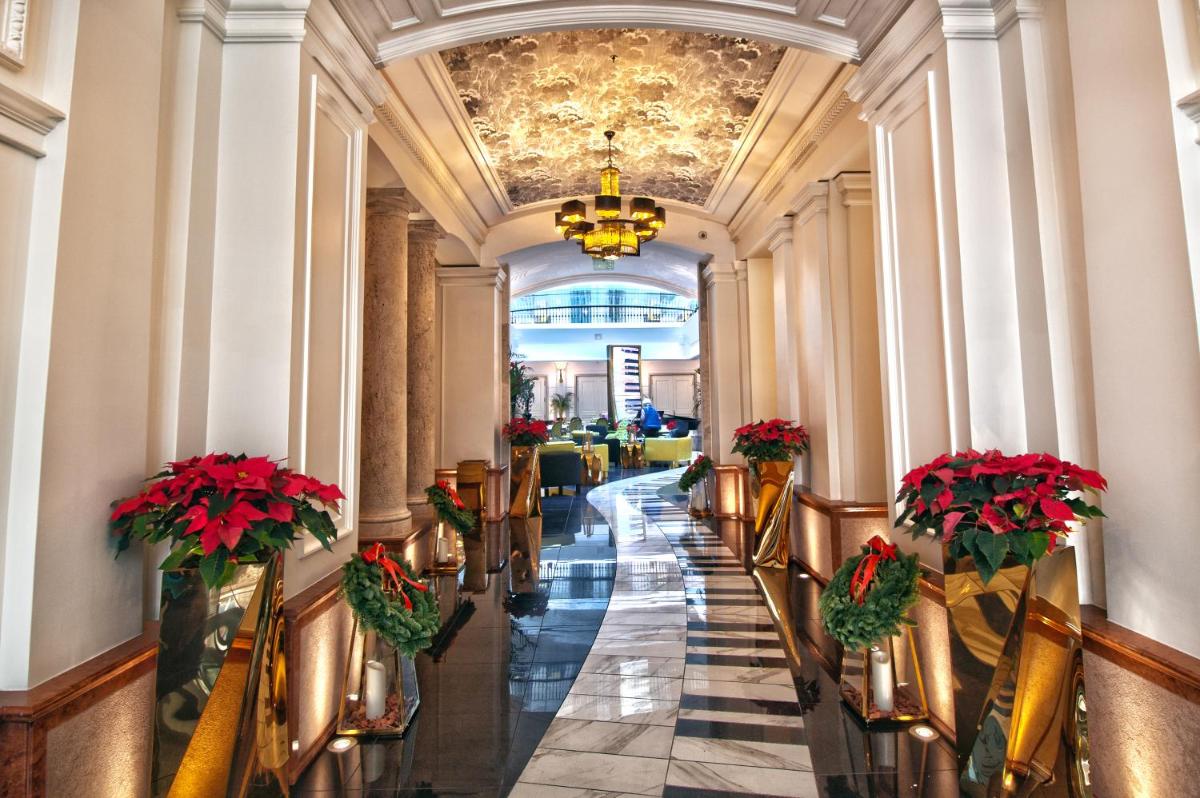 Aria Hotel Budapest by Library Hotel Collection