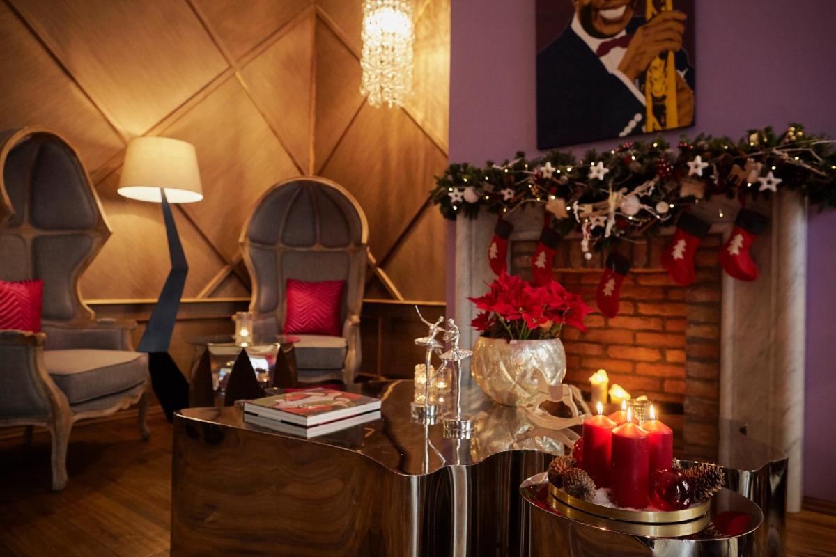 Aria Hotel Budapest by Library Hotel Collection