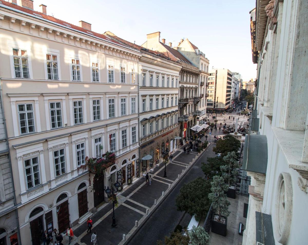Aria Hotel Budapest by Library Hotel Collection